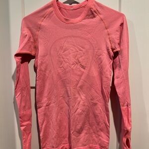 lululemon Women’s Swiftly Tech Long Sleeve Shirt. Size 4
